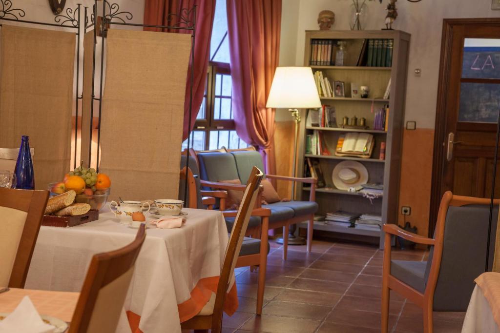 Maison d'hôtes La Casa Del Maestro à Tardelcuende Extérieur photo