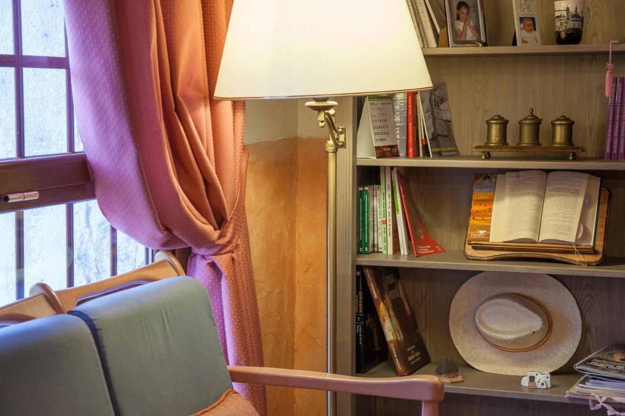 Maison d'hôtes La Casa Del Maestro à Tardelcuende Extérieur photo